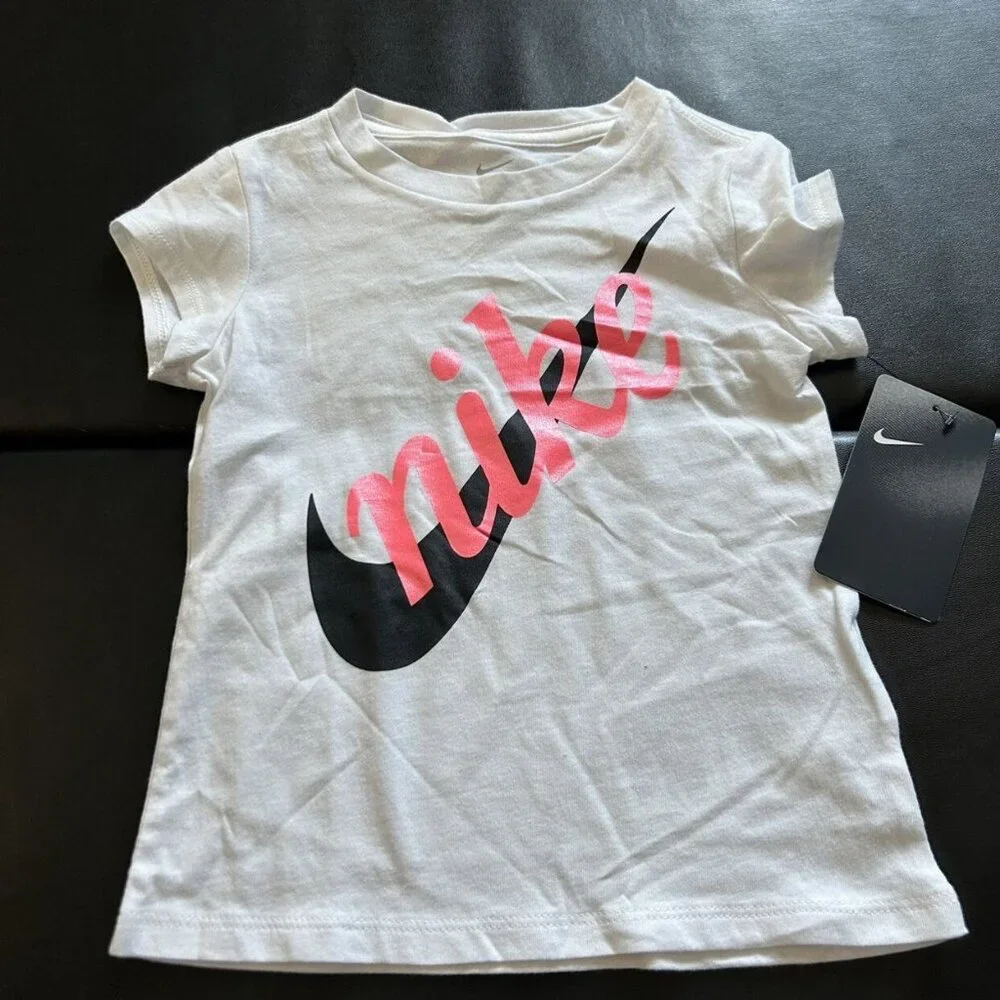 NWT Nike Athletic Set Girls Size 3T